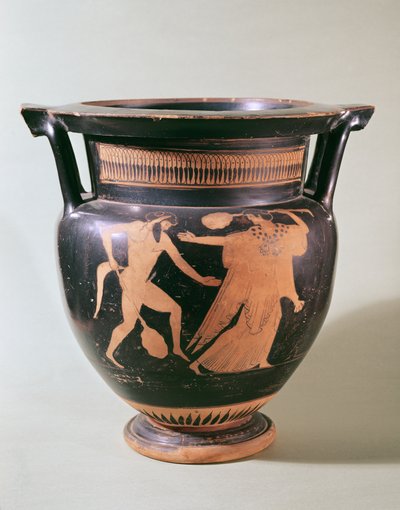 Attische rotfigurige Säulenkrater auf schwarzem Hintergrund, dekoriert mit Figuren von Bacchante und Satyr von Greek